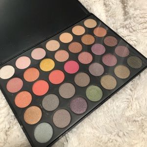 Morphe 35E eyeshadow palette
